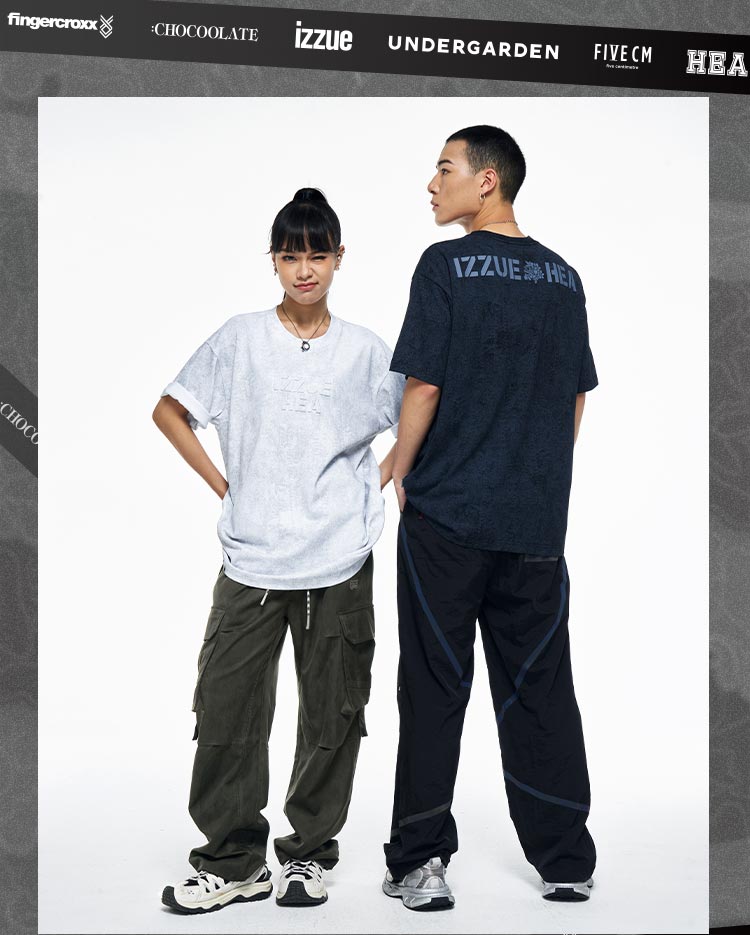 Heavyweight Couple Tee