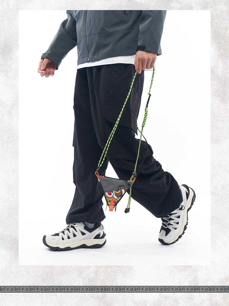 Fashionable crossbody bag