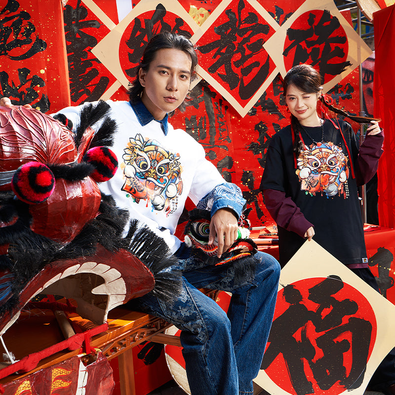 Heavyweight Couple Tee