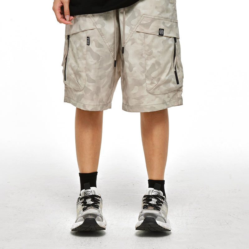 Fashionable printed shorts