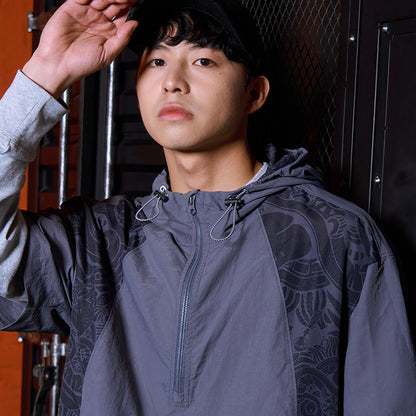 Short sleeved windbreaker