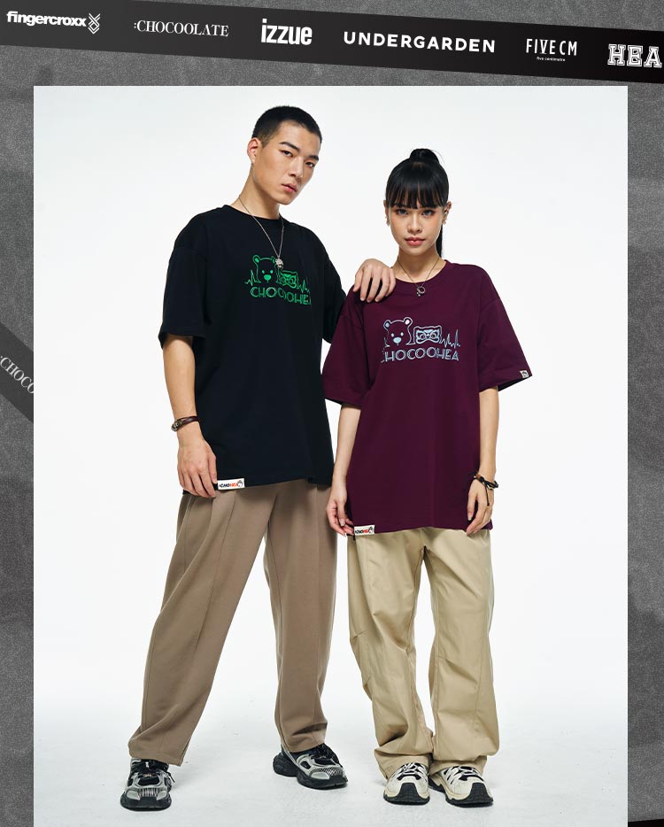 Heavyweight Couple Tee