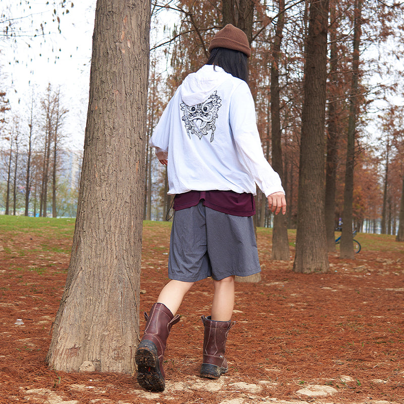 Long sleeved windbreaker