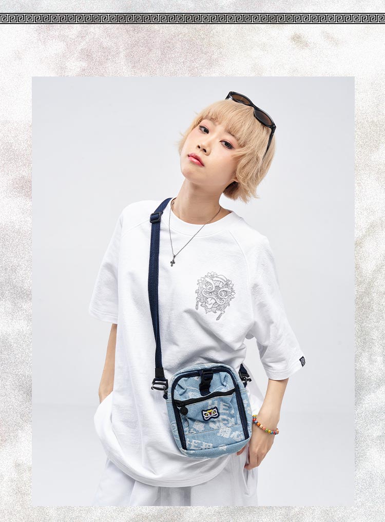 Heavyweight Couple Tee