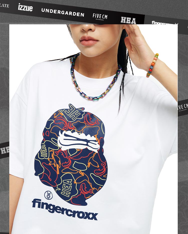 Heavyweight Couple Tee