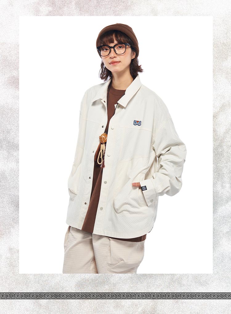 Fashionable long sleeved shirt