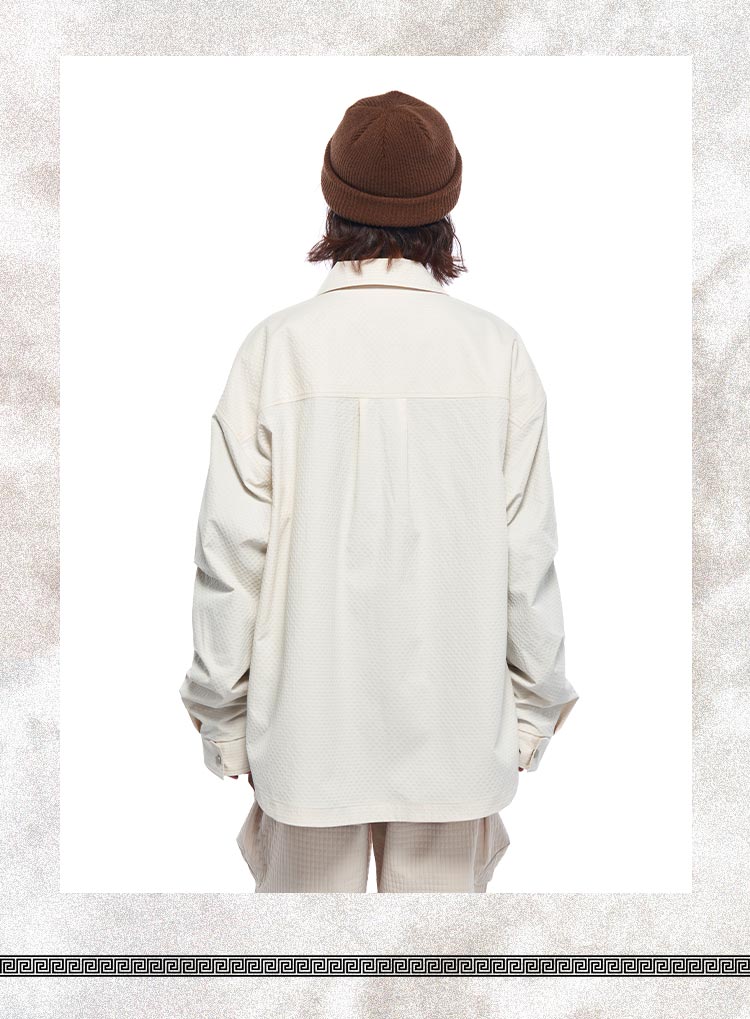 Fashionable long sleeved shirt