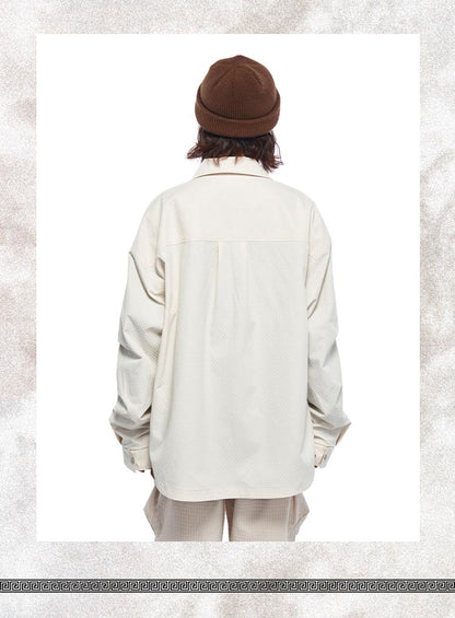 Fashionable long sleeved shirt