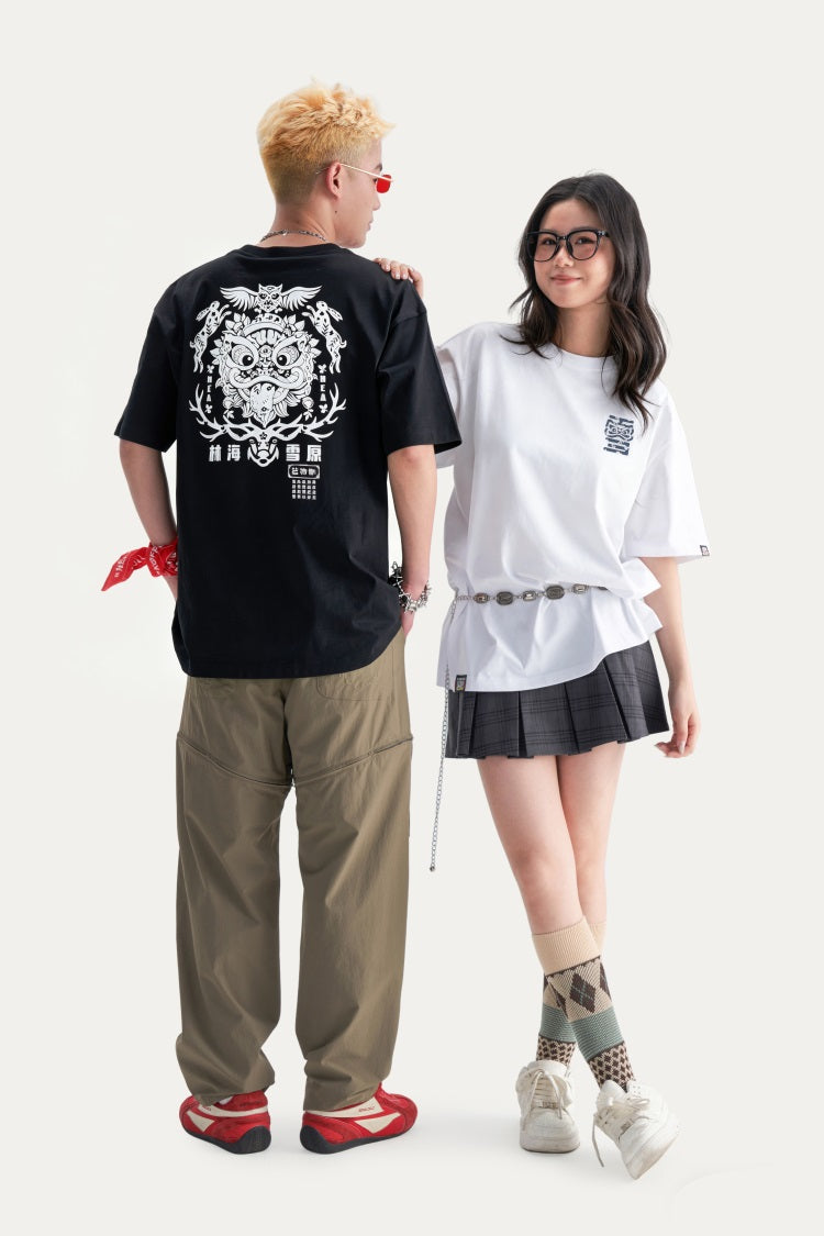 HEA Back Graphic Lion Head T-Shirt, Unisex Streetwear Casual Tee with Mythical Print