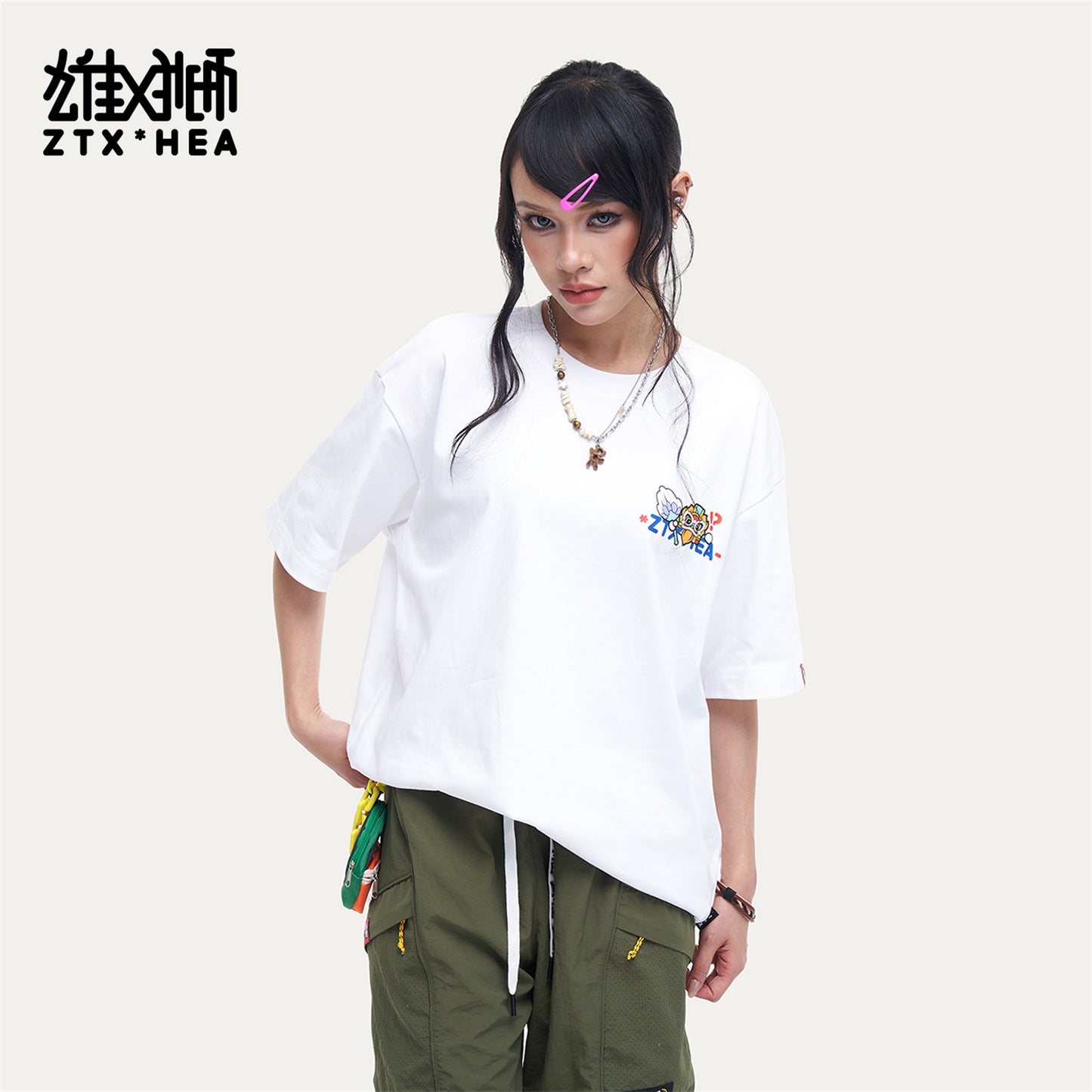 HEA Unisex Oversized Graphic T-Shirt, Crew Neck Cotton Tee with Bold Lion Print, Casual Streetwear Top for Men Women