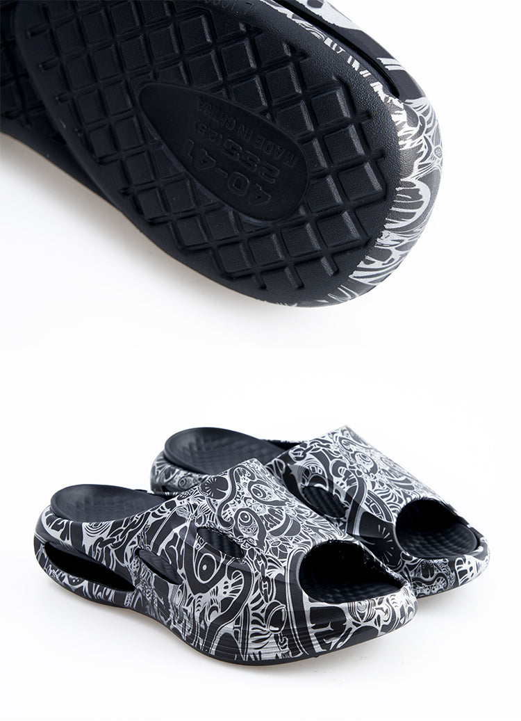 Sports and leisure slippers