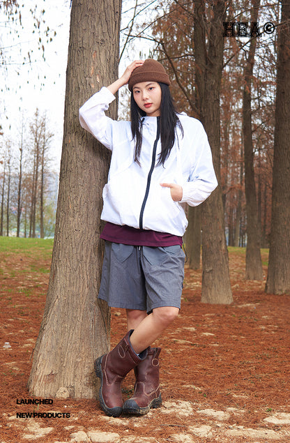 Long sleeved windbreaker