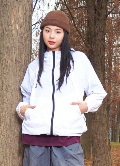 Long sleeved windbreaker